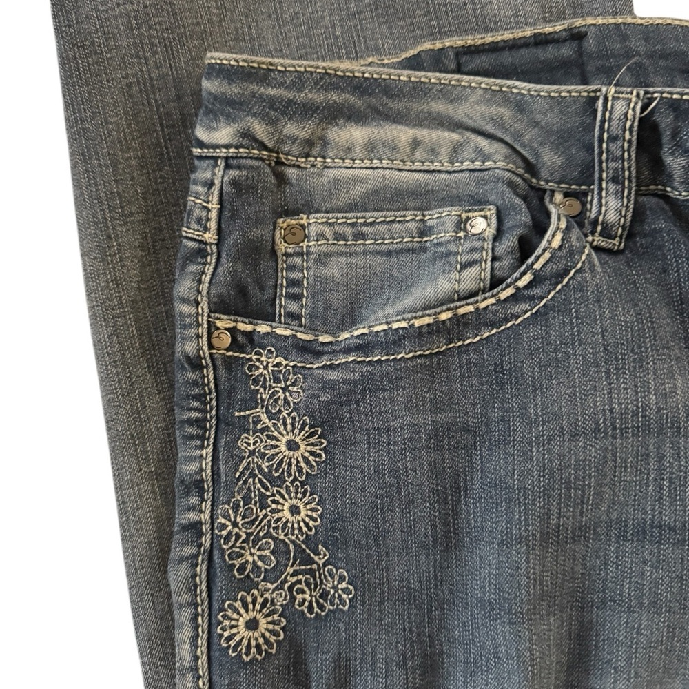 EARL Jeans with Embroidery Size 22 - Picture 5 of 12